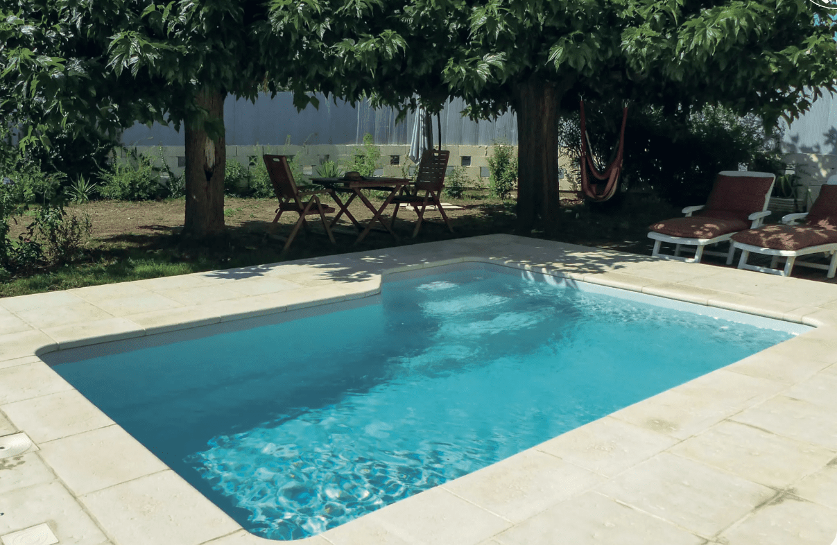 Venus fibreglass swimming pool with integrated entry steps